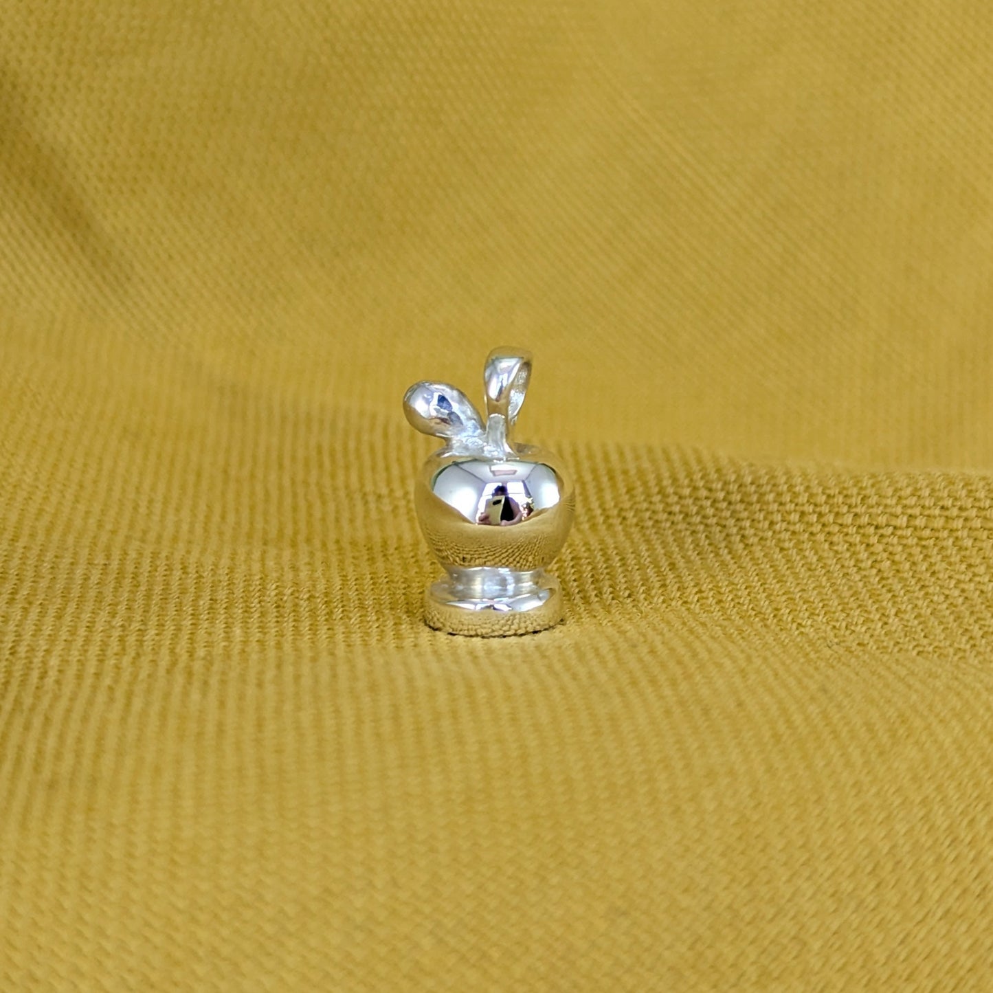 Juicy Apple Wax Stamp Silver Pendant - Necklace Set