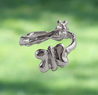 Butterfly with flower ring adjustable to size N-P