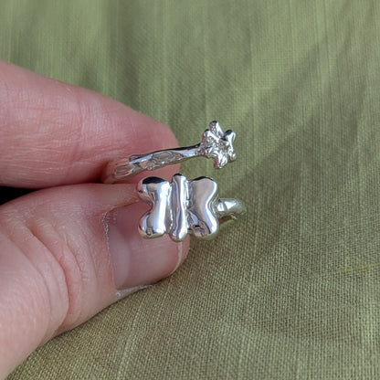 Butterfly with flower ring adjustable to size N-P