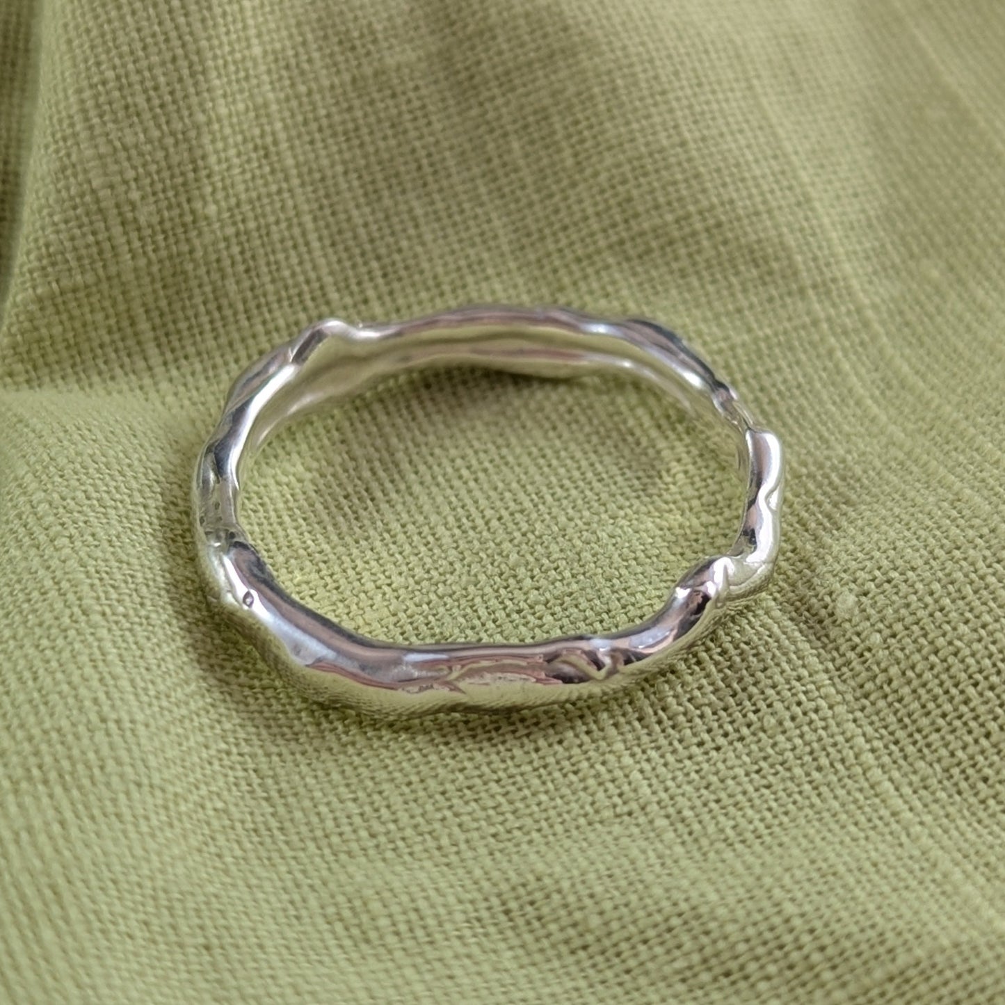 Organic stacking ring