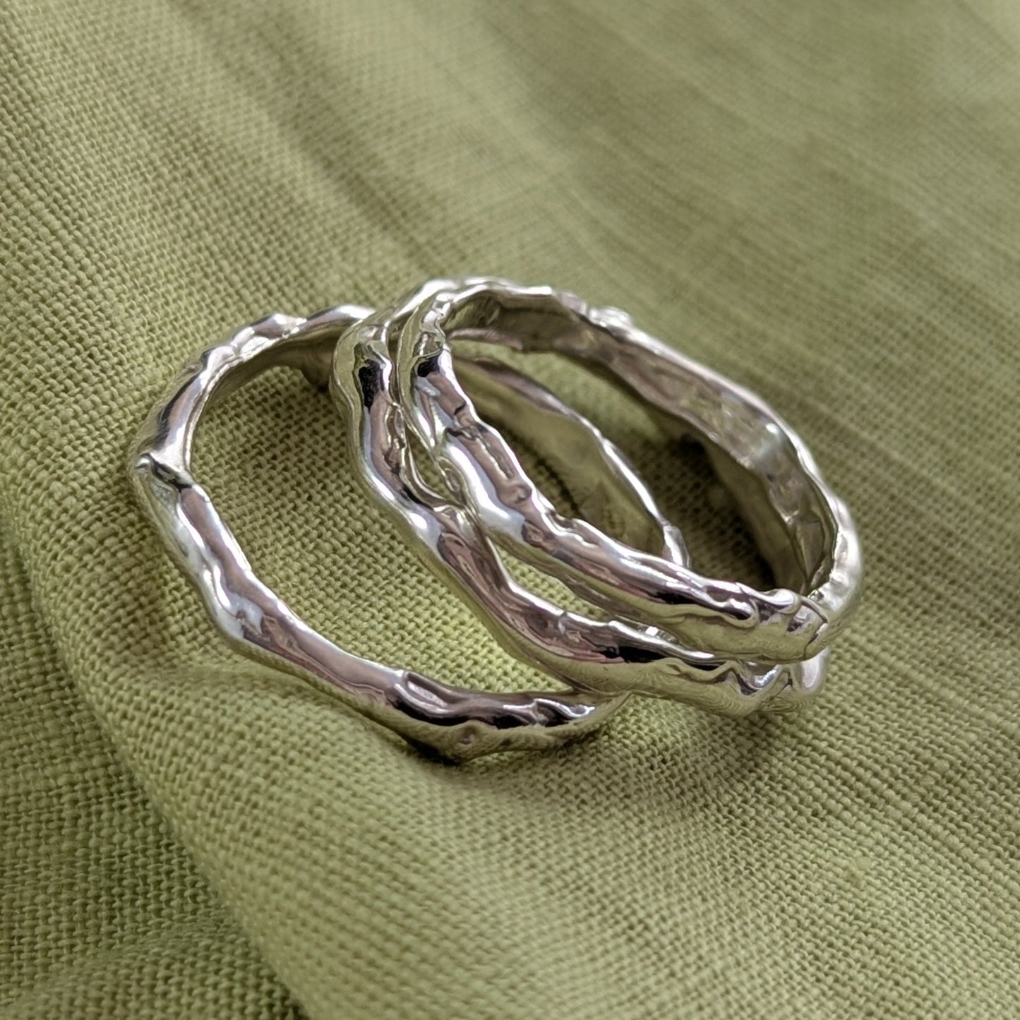 Organic stacking ring