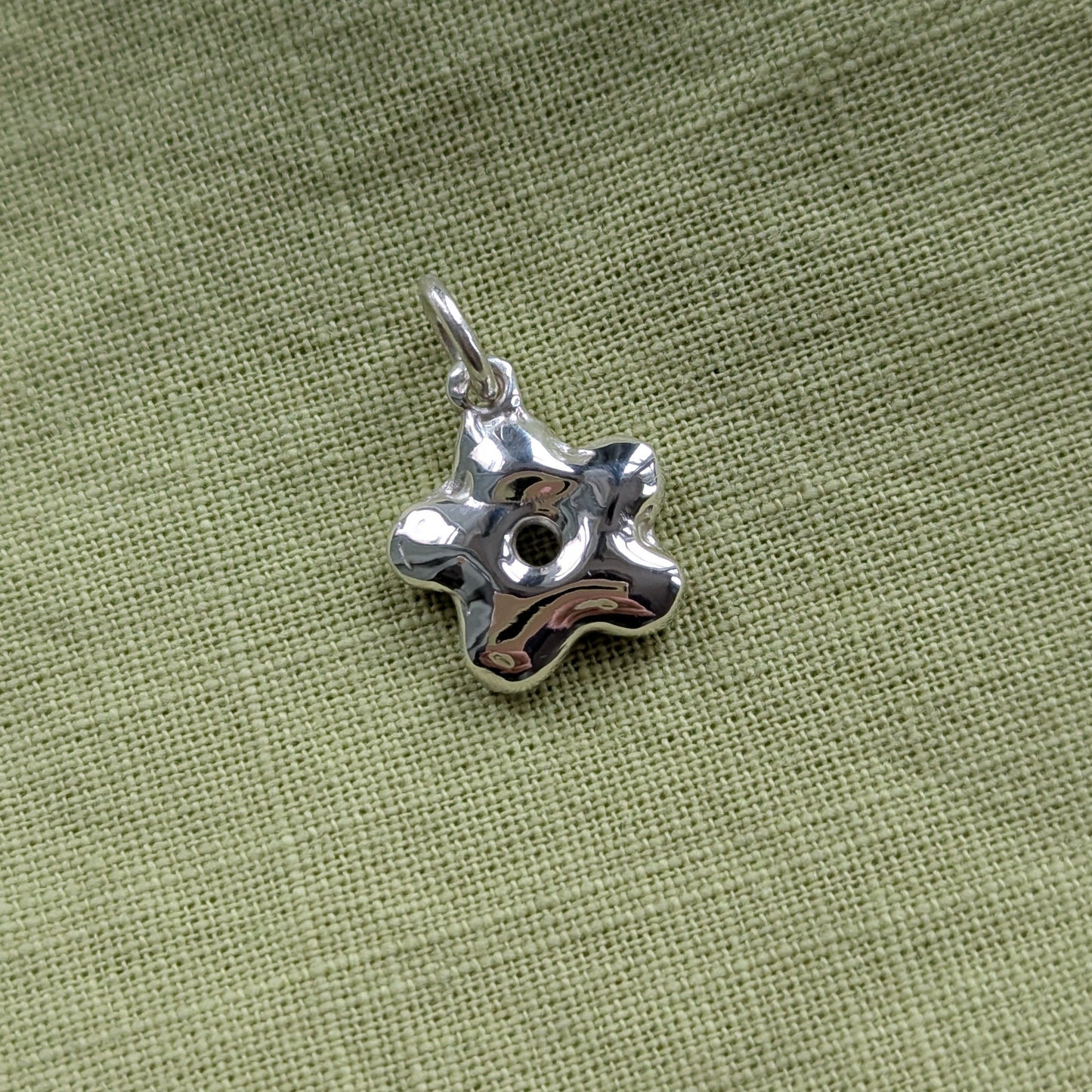 Daisy Pendant - Ready To Ship